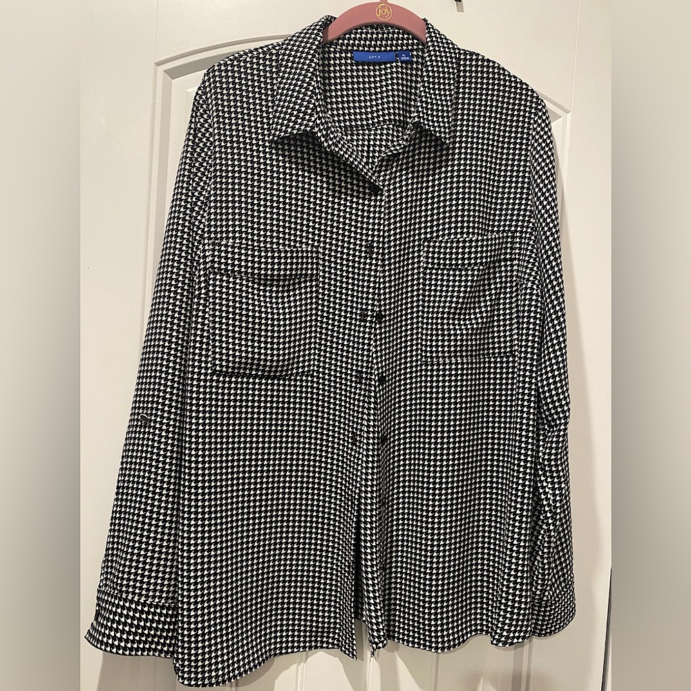 APT. 9 - Black and white Blouse